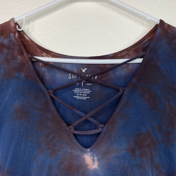 AEO Soft & Sexy lace up Blue & brown tie dye shirt - Picture 5 of 7